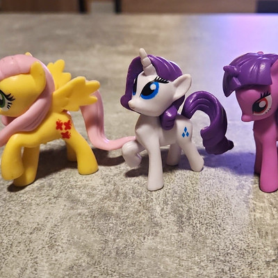 3x My Little Pony G4   Fluttershy Rarity Twilight Sparkle