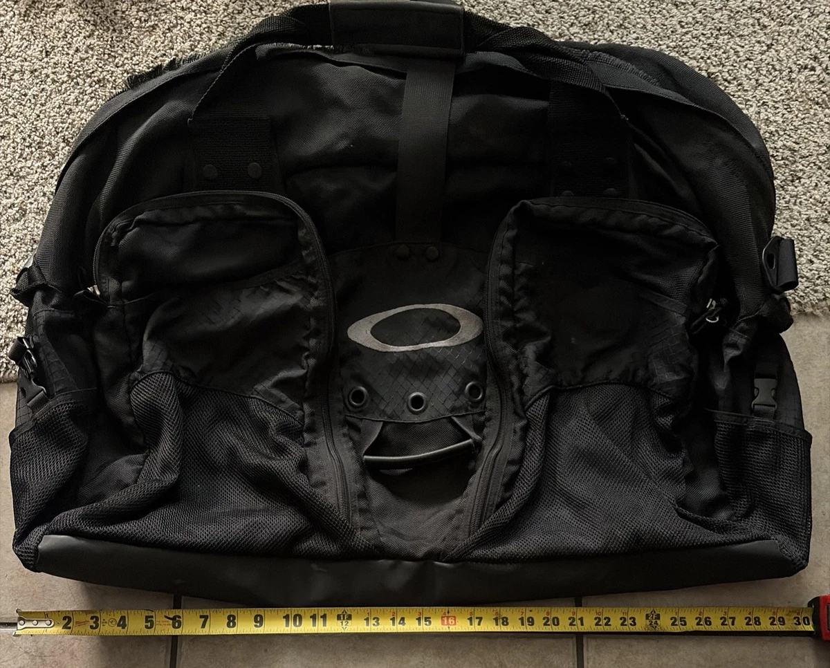 Oakley Polyester Duffle Bags for Men for sale | eBay
