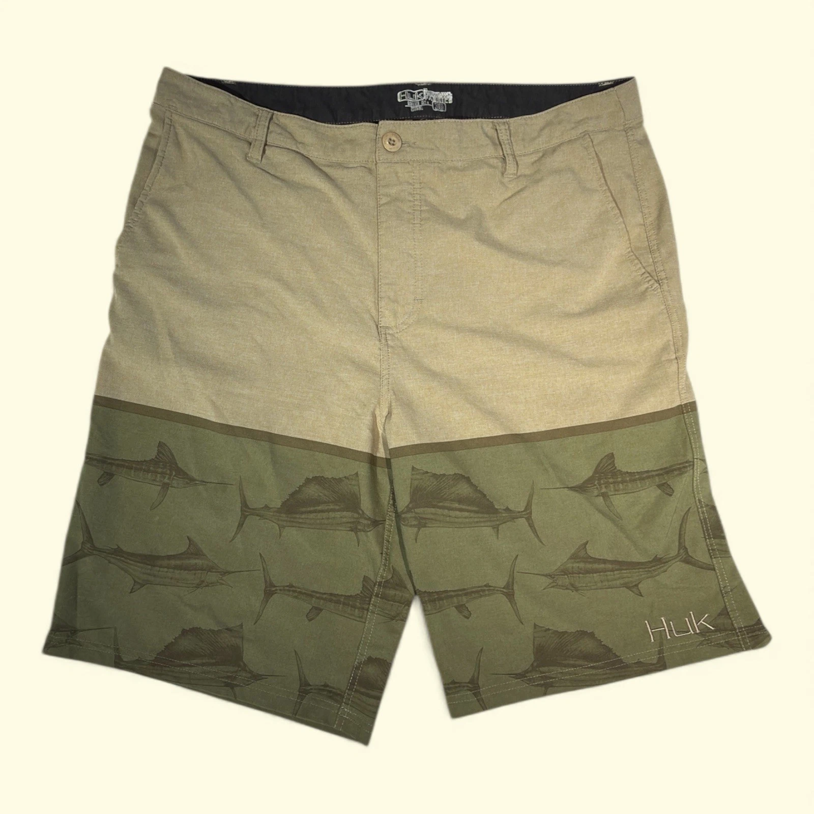 Huk Chino Slam Hybrid Shorts Men's Size 36 Stretch Lightweight Fishing