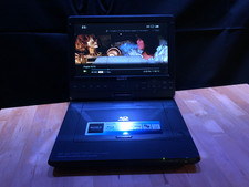 Sony BDP-SX1000 10.1  Portable Blu-ray DVD Player  CLEAN AND PERFECT SCREEN