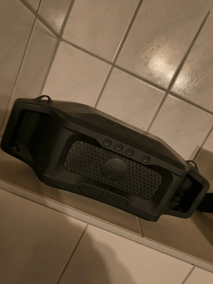 Teufel Rockster Cross Bluetooth Lautsprecher, Outdoor, Schwarz - Bild 3 von 3