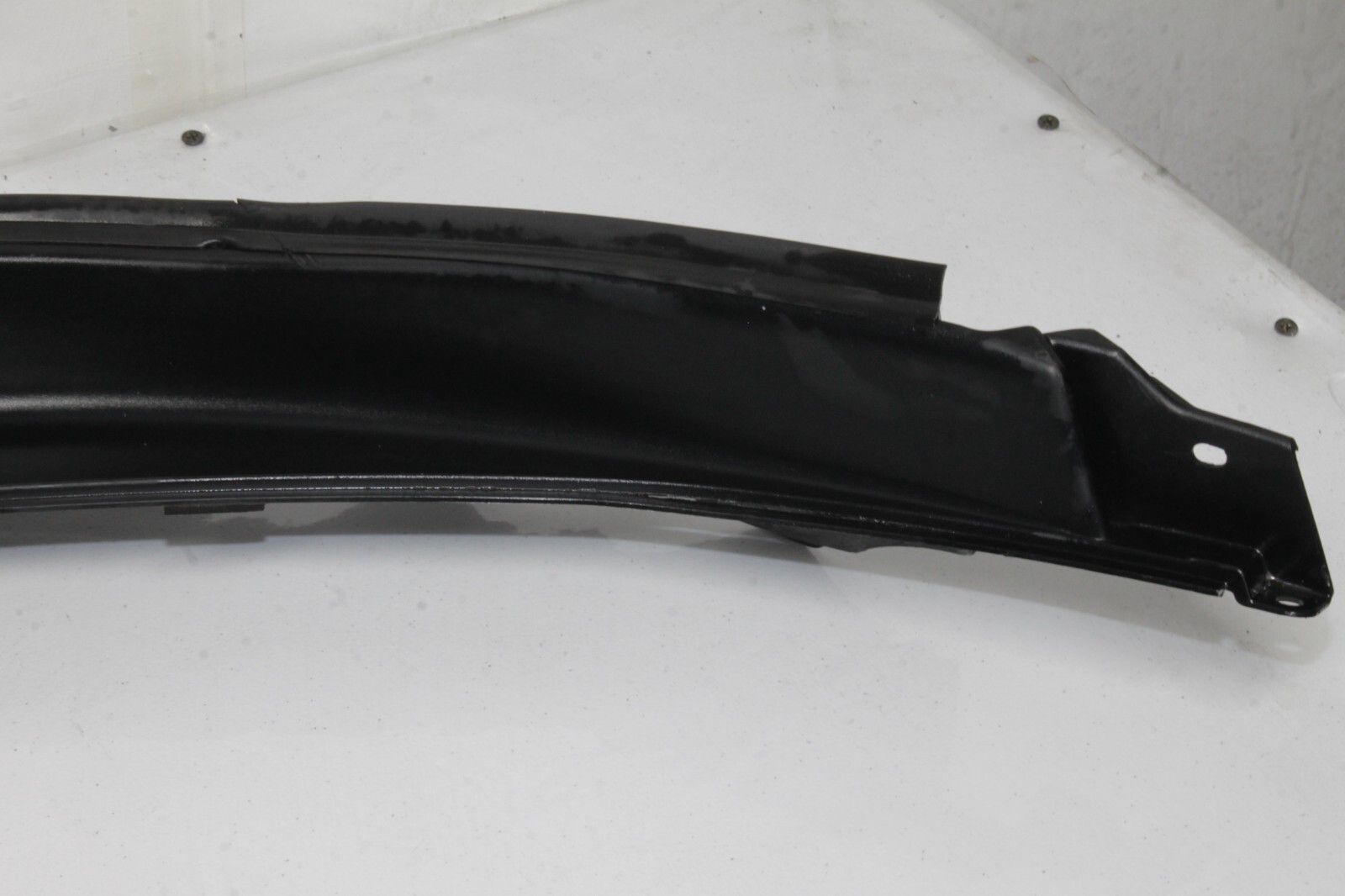 12-14 MCLAREN MP4-12C 12C 570 OEM FRONT WINDSHIELD WIPER COWL PLASTIC TRIM