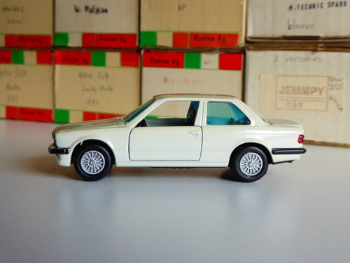 1/43 Faster 43 Gama Kit BMW 323i BP France 1983 - Imagen 5 de 15
