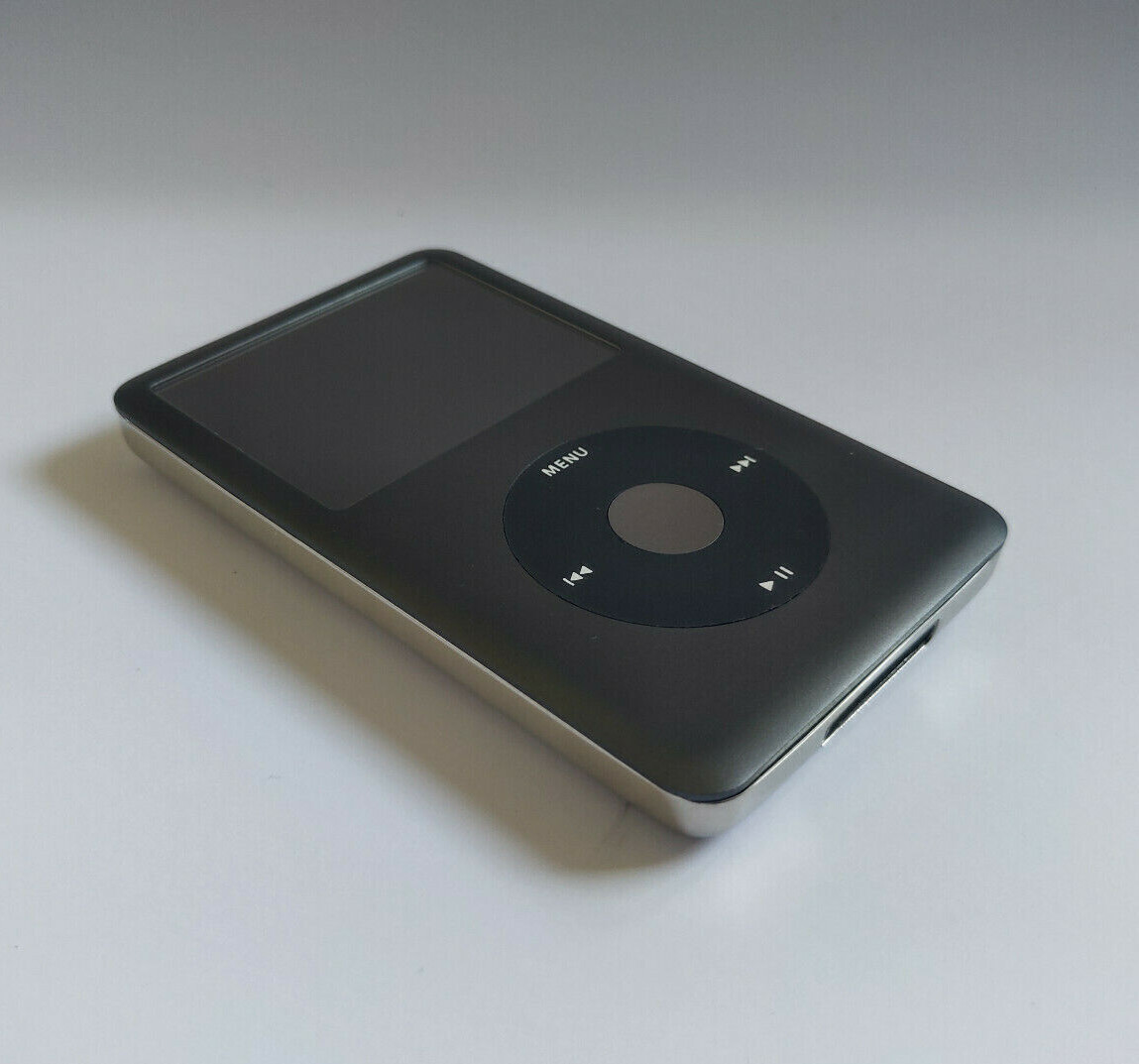 iPod Classic | 120 160 256 512GB 1TB | Grey / Silver / Black | 2