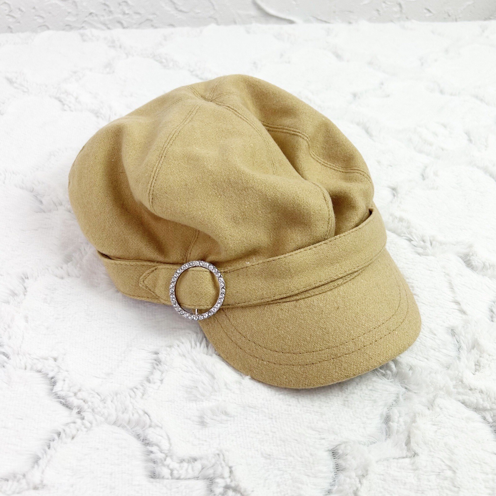 Vintage Y2K Early 2000s Tan Newsboy Hat Gem