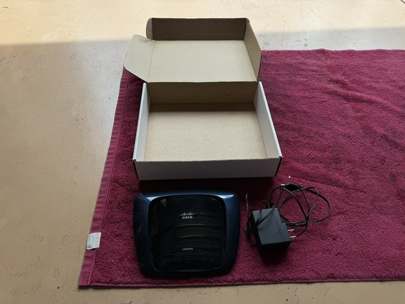 Router, WRT 400N, Links system , Dual Band