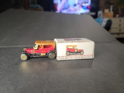 1989 Readers Digest  Collection - Pierce-Arrow Miniature Toy Car 1:64 MIB In  