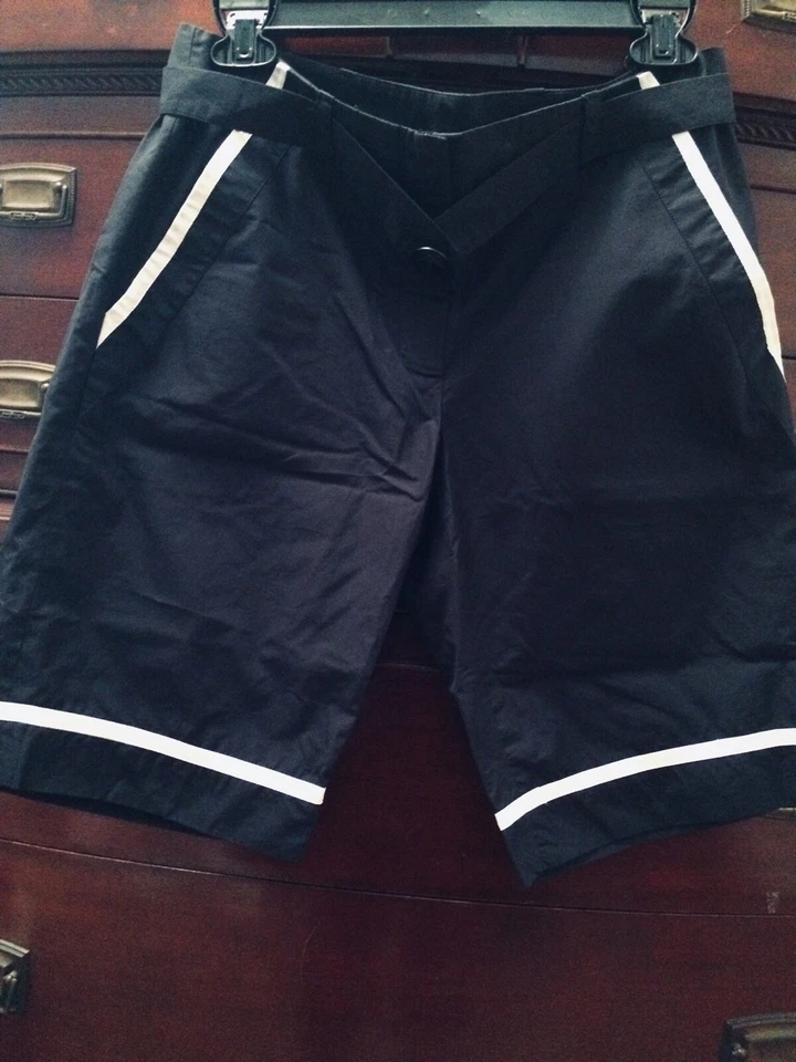 Authentic CHANEL Vintage Sports Line CC Logos Bermuda Shorts & Belt~Navy Blue