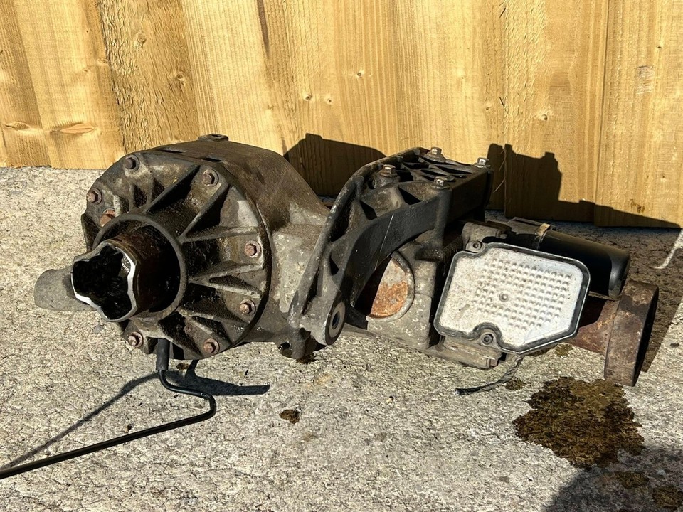LAND ROVER FREELANDER 2 / 2.2 DIESEL REAR DIFFERENTIAL 6G9N4N053BP