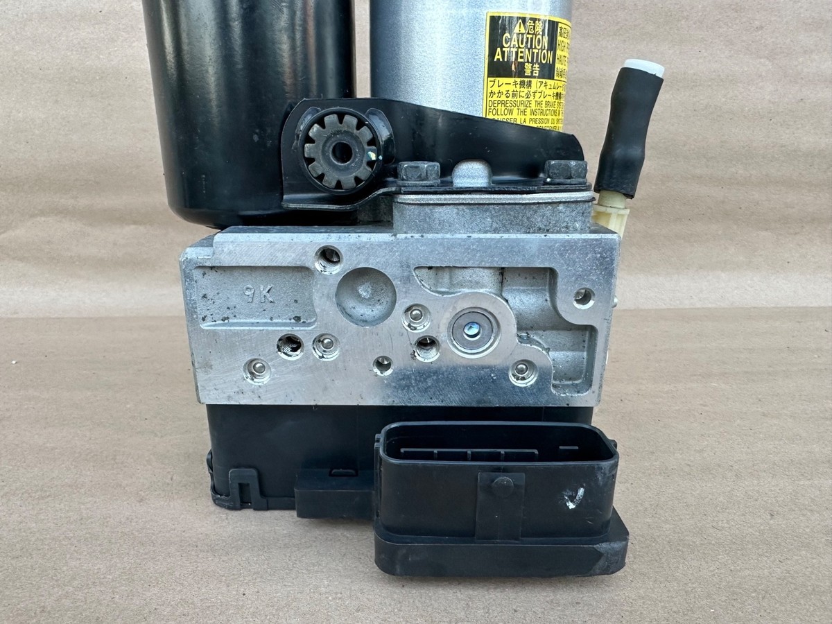 2006-2009 Highlander RX400H Hybrid Anti Lock Brake ABS Pump Unit