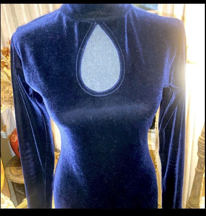 Mono de terciopelo vintage Groovy Catsuit ojo de cerradura cuello falso para mujer talla pequeña” Foto 2 de 4