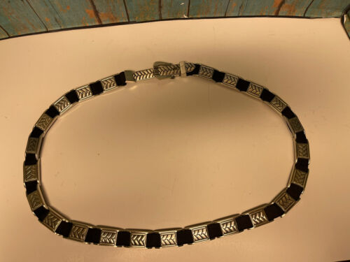 CHICO'S BELT SILVER TONE LINKS Size 34/36 BLACK w STRETCH - HOOK Closure - Picture 1 of 2