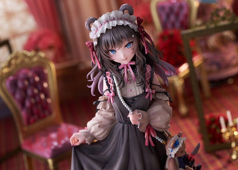 R-chan Gothic Lolita Ver illustration by Momoko 1/7 figure
