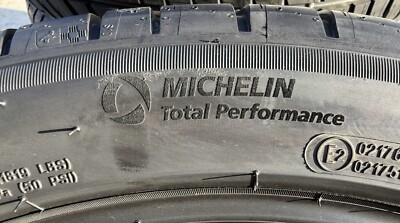 Set of TWO BRAND NEW 235/45R21 101Y Michelin Pilot Sport 4 SUV