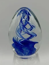 Dynasty Gallery Blue Swirl Art Glass Paperweight 3 1/4”