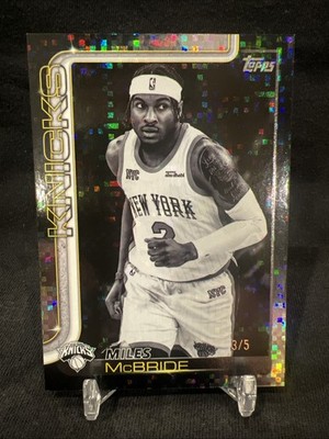 2025-26 Topps - Miles McBride #17 Blackout SSP 3/5 New York Knicks