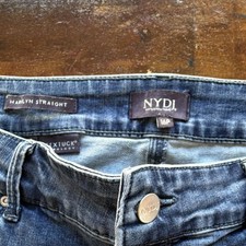 NYDJ Straight Jeans Women  s Petite Blue Medium Wash Denim Lift Tuck Cool Embrace