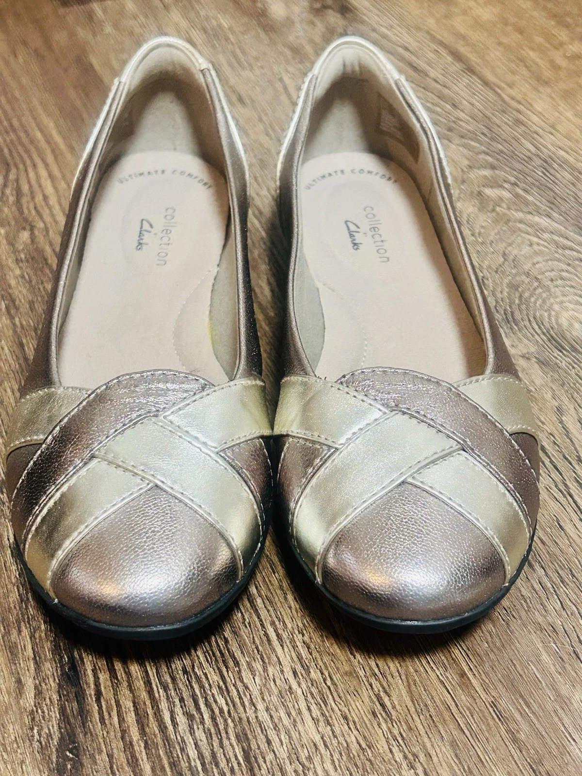 Balletto Clarks Gracelin Mia donna US 6M pelle oro slip on piatto
