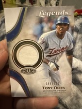 2021 Topps Tier One - Tier One Legends Relics Tony Gwynn #/144