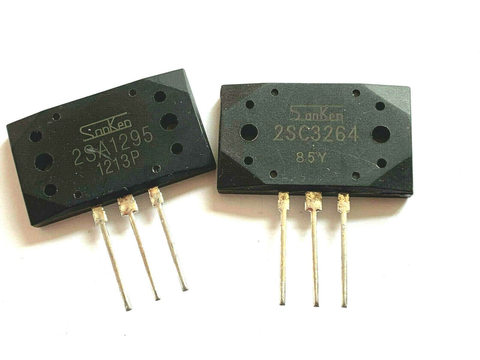 Jual ( 1 Set ) Transistor Sanken 2sa1295 2sc3264 Lot 99p Original Isolator. Tr Sanken 1295 3264 Ori Di Seller Mitra Star Electric - Pinang, Kota Tangerang