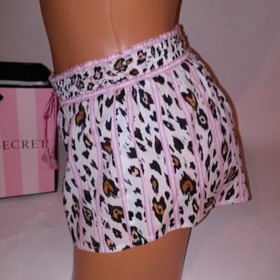 Victoria Secret Sleep Shorts Medium Pink White Black Leopard Animal Print New