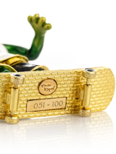 Keren Kopal Skateboarder Hand made Trinket Box Decorated & Austrian Crystals - Imagen 12 de 17