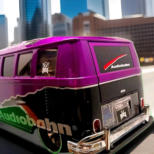 Maisto Urban Ridez R/C VW Samba Bus with Remote Control No Original Packaging - Picture 7 of 12