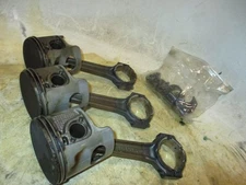 Yamaha 250hp 2 stroke OX66 outboard starboard piston and rod set of 3 (62J-02)