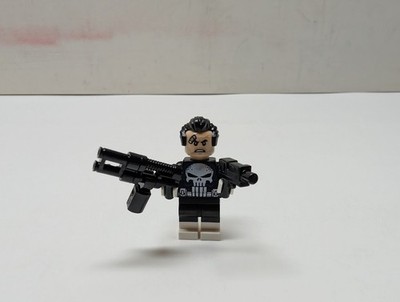 LEGO Punisher Minifigure From Set 76178 Marvel Spiderman Daily Bugle - NEW