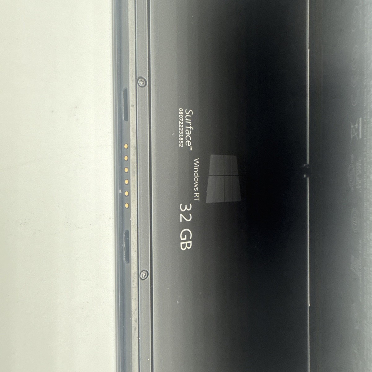 Tablette tactile Microsoft Surface RT 32 GO