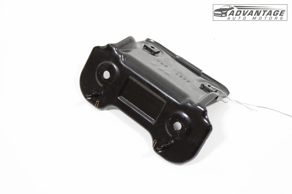 Chevrolet Silverado 2500 HD 2015-2019 puerta trasera derecha tirador manija soporte OEM Foto 4 de 4