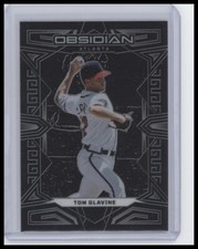 2023 Panini Chronicles #18 Tom Glavine Obsidian