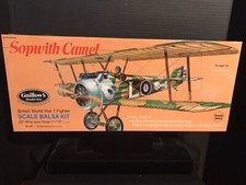 GUILLOWS 801 WWI SOPWITH CAMEL BALSA FLYING MODEL KIT-NIB-28 WING SPAN
