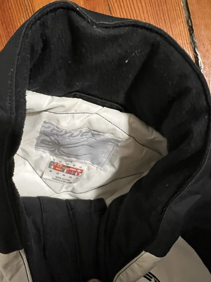 Женская куртка Spyder размер 12 США черная белая - Изображение 4 из 4