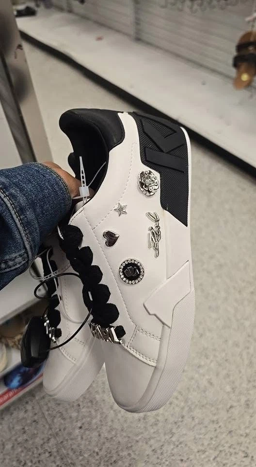 Zapatillas blancas Karl Lagerfeld Paris Jaylee con cordones para mujer (talla 8) Foto 2 de 4