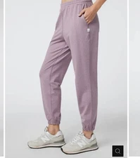 Vuori Boyfriend Jogger Sweatpants Purple Women’s Size L B189