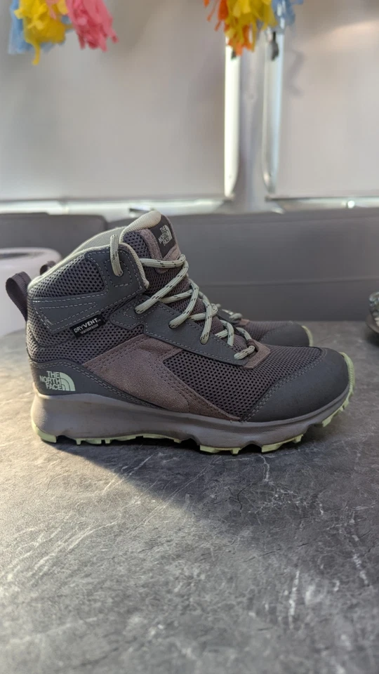 Botas Impermeables THE NORTH FACE Jr Hedgehog Hiker II Gris/Negro Talla 3.5 Usadas en Excelente Condición Foto 3 de 4