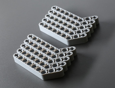 LEGO Technic: 10x Liftarm Modified Bent 7 x 3, Light Bluish Gray