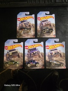 Hot Wheels Off-Road 1:64 Diecast 5-Car Lot Unopened Blazer Bronco Raptor