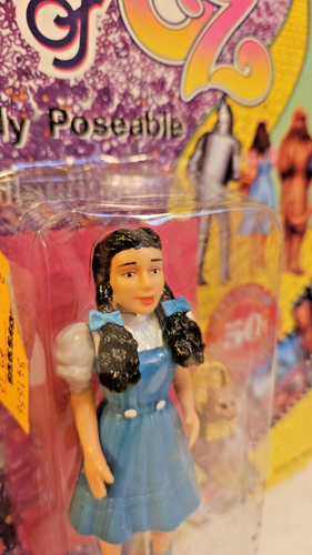 The Wizard of OZ Dorothy Poseable Figure 1988 Multi Toys New In Package - Picture 5 of 5