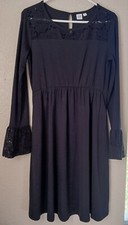 Gap Maternity Dress Size Small ( US 4-6) Black Floral Lace Crew Neck - EUC