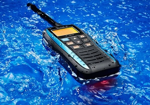Walkie marino ICOM IC-M25 EURO VHF MARINA  ORIGINAL MADE JAPAN - Imagen 4 de 4