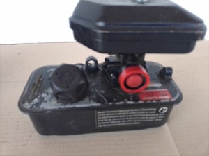 Briggs&Stratton Vergaser für Benzinmotor-Rasenmäher, Mechaniker