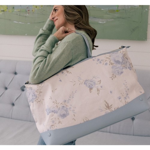 NEW! Neely & Chloe x Julia Berolzheimer Weekender Bag 