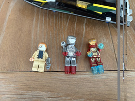 LEGO Marvel: Iron Man: Extremis Sea Port Battle (76006)  complete