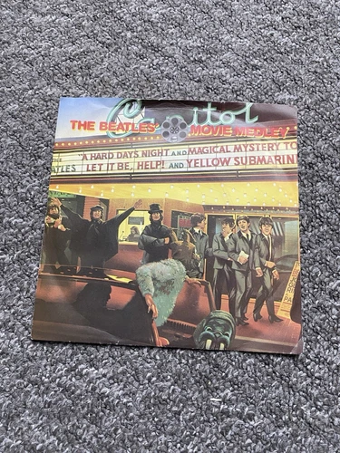 The Beatles - Movie Medley - Original 7” Single-4 PRONG CENTRE-R 6055