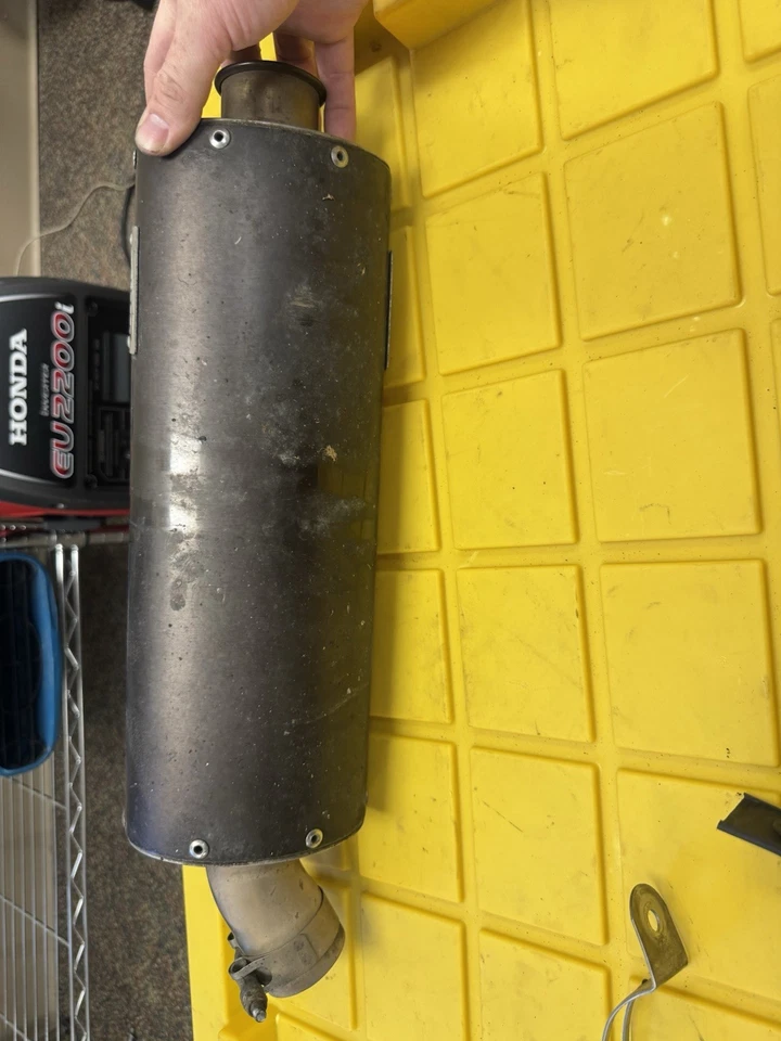 04 Cbr 1000rr Slip On HMF Exhaust - Image 4 of 4