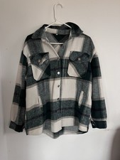 Shacket Women's Oversized Flannel Jacket Size Medium Green Plaid
