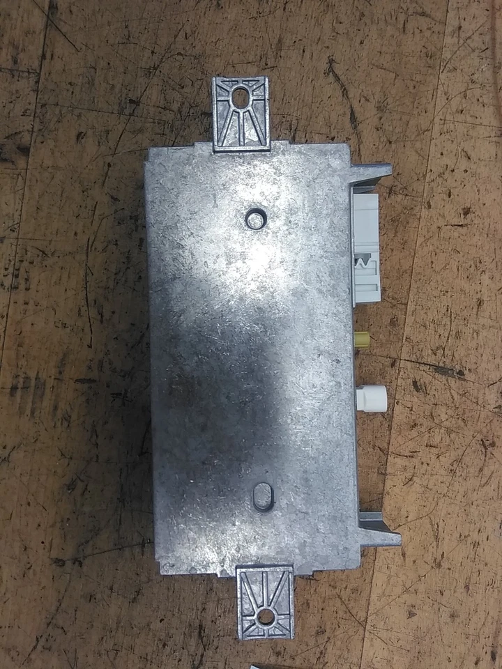 ORIGINALE Vari Relè MERCEDES-BENZ CLASSE C T-Model (S205) 2020 - Immagine 3 di 3