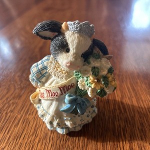 Mary’s Moo Moo’s Bovine Beauty" Figurine